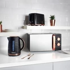Goodmans Textured 2 Slice Toaster - Black & Rose Gold -Home Style Shop 354906 358961 355248 goodmans black and rose gold textured breakfast set lifestyle 1