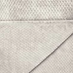 B&M Waffle Throw - Silver -Home Style Shop 383149 home collection supersoft waffle throw 2